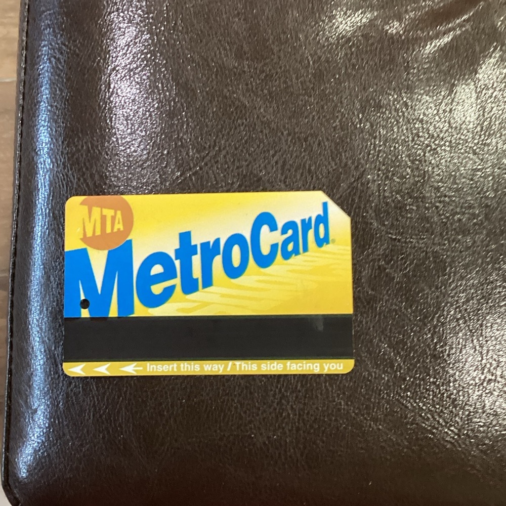 Extinct NYC metro card